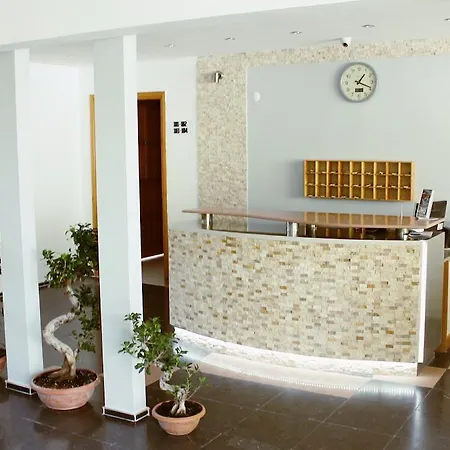 Alojamento de Acomodação e Pequeno-almoço Albergo Cesme