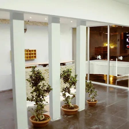 Albergo Cesme Alojamento de Acomodação e Pequeno-almoço Çeşme