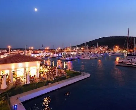 Albergo Cesme לינה וארוחת בוקר